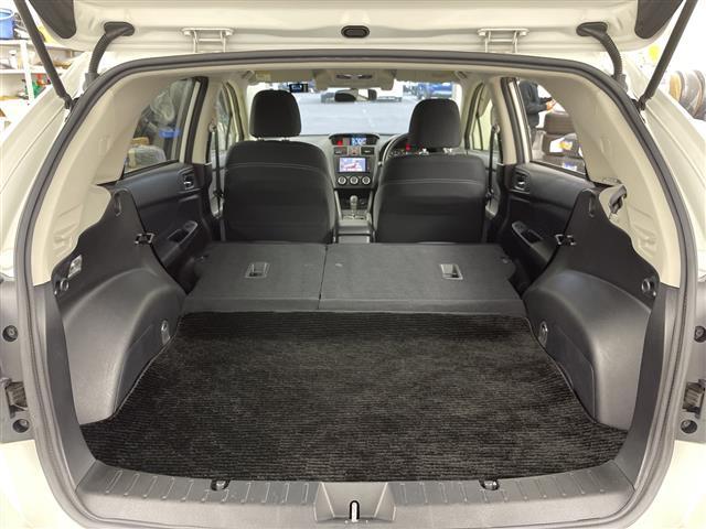 ＸＶ ２．０ｉ－Ｌ　アイサイト　ナビ【ＴＶ／ＢＴ／ＦＭ】　社外エアロ　社外マフラー　アイドリンストップ　クルーズコントロール　Ｄ席パワーシート　ＥＴＣ　革巻きステアリング　ＨＩＤヘッドライト　オートライト　パドルシフト　スマートキー（28枚目）