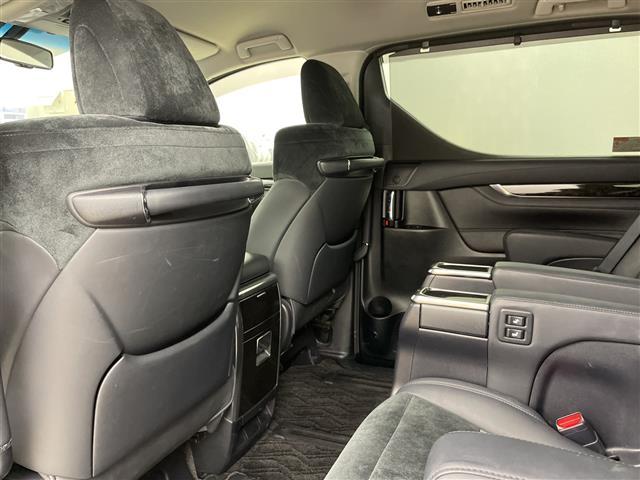 アルファード ２．５Ｓ　Ｃパッケージ　・４ＷＤ・ＡＬＰＩＮＥナビ　ＢＴ／ＣＤ／ＤＶＤ／ＳＤ／フルセグ・バックカメラ・モデリスタエアロ・フリップダウンモニター・両側パワースライドドア・レーダークルーズコントロール・パワーバック（22枚目）