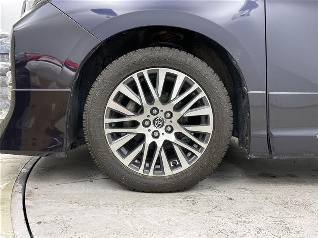 アルファード ２．５Ｓ　Ｃパッケージ　・４ＷＤ・ＡＬＰＩＮＥナビ　ＢＴ／ＣＤ／ＤＶＤ／ＳＤ／フルセグ・バックカメラ・モデリスタエアロ・フリップダウンモニター・両側パワースライドドア・レーダークルーズコントロール・パワーバック（35枚目）