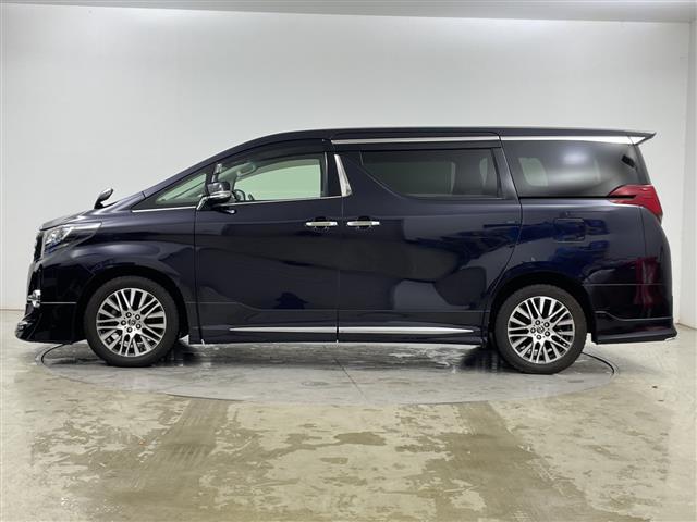 アルファード ２．５Ｓ　Ｃパッケージ　・４ＷＤ・ＡＬＰＩＮＥナビ　ＢＴ／ＣＤ／ＤＶＤ／ＳＤ／フルセグ・バックカメラ・モデリスタエアロ・フリップダウンモニター・両側パワースライドドア・レーダークルーズコントロール・パワーバック（40枚目）
