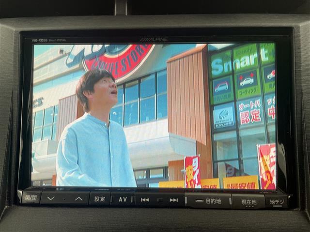 プリウス Ｓ　・社外ナビ　　ＣＤ／ＤＶＤ／フルセグ／ＡＵＸ・寒冷地仕様・バックカメラ・社外前方ドライブレコーダー・オートライト・ＥＴＣ・ワイパーデアイサー・電動格納ミラー／ウィンカーミラー・ヘッドラ（4枚目）