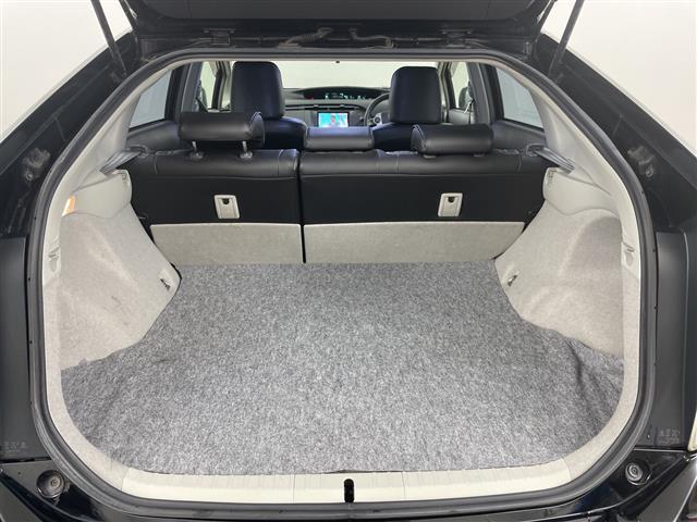 プリウス Ｓ　・社外ナビ　　ＣＤ／ＤＶＤ／フルセグ／ＡＵＸ・寒冷地仕様・バックカメラ・社外前方ドライブレコーダー・オートライト・ＥＴＣ・ワイパーデアイサー・電動格納ミラー／ウィンカーミラー・ヘッドラ（26枚目）