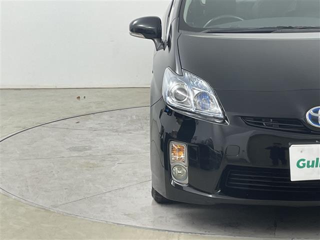 プリウス Ｓ　・社外ナビ　　ＣＤ／ＤＶＤ／フルセグ／ＡＵＸ・寒冷地仕様・バックカメラ・社外前方ドライブレコーダー・オートライト・ＥＴＣ・ワイパーデアイサー・電動格納ミラー／ウィンカーミラー・ヘッドラ（34枚目）