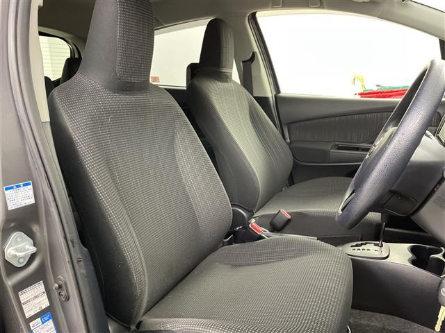 ヴィッツ Ｆ　ワンオーナー・４ＷＤ・寒冷地仕様・純正ＳＤナビ・純正エンジンスターター・積込夏タイヤ社外ＡＷセット・ワイパーデアイサー・横滑り防止装置・ドアバイザー・ヘッドライトレベライザー・電動格納ミラー（14枚目）