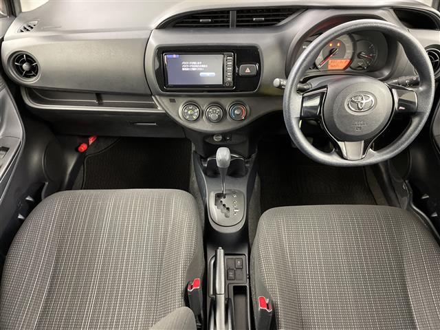 ヴィッツ Ｆ　ワンオーナー・４ＷＤ・寒冷地仕様・純正ＳＤナビ・純正エンジンスターター・積込夏タイヤ社外ＡＷセット・ワイパーデアイサー・横滑り防止装置・ドアバイザー・ヘッドライトレベライザー・電動格納ミラー（37枚目）