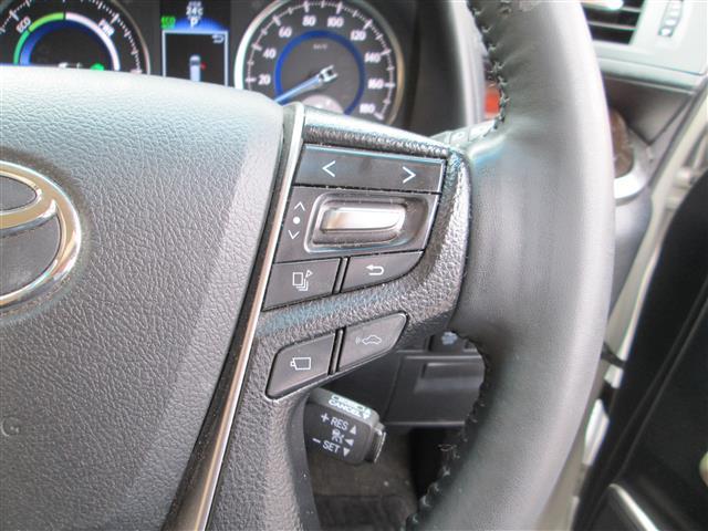 ヴェルファイアハイブリッド Ｖ　Ｌエディション　１オナ　メーカーナビ　後席モニター（11枚目）