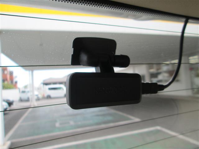 ヴェルファイアハイブリッド Ｖ　Ｌエディション　１オナ　メーカーナビ　後席モニター（20枚目）