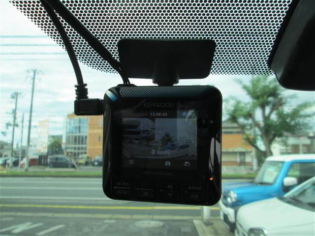 ヴェルファイアハイブリッド Ｖ　Ｌエディション　１オナ　メーカーナビ　後席モニター（21枚目）