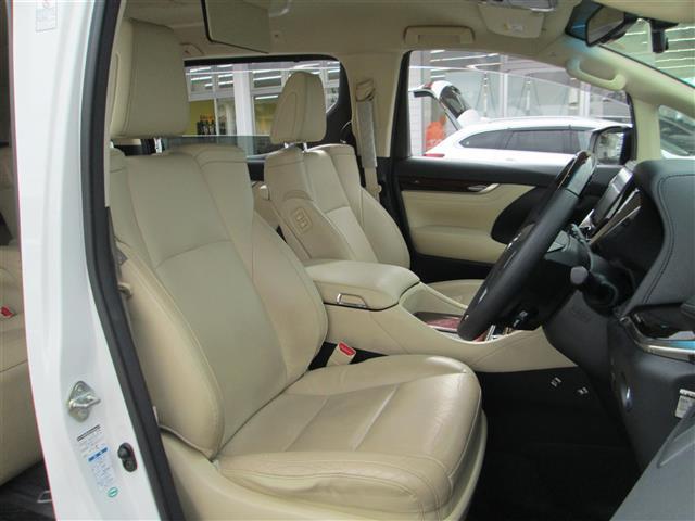 ヴェルファイアハイブリッド Ｖ　Ｌエディション　１オナ　メーカーナビ　後席モニター（22枚目）