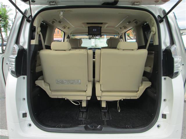 ヴェルファイアハイブリッド Ｖ　Ｌエディション　１オナ　メーカーナビ　後席モニター（25枚目）