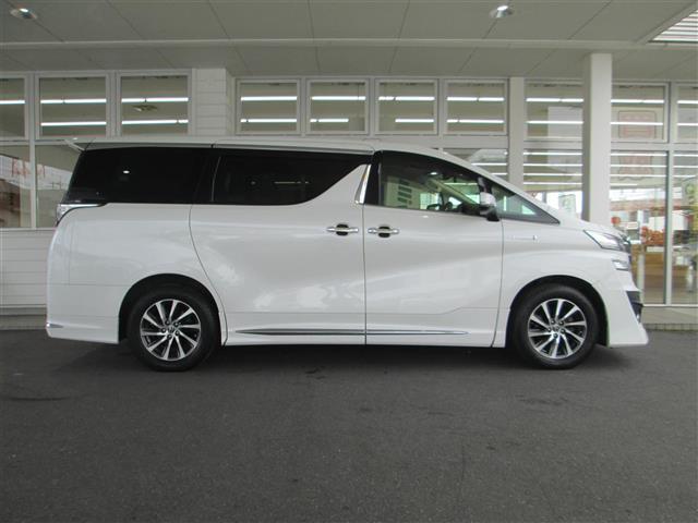 ヴェルファイアハイブリッド Ｖ　Ｌエディション　１オナ　メーカーナビ　後席モニター（30枚目）