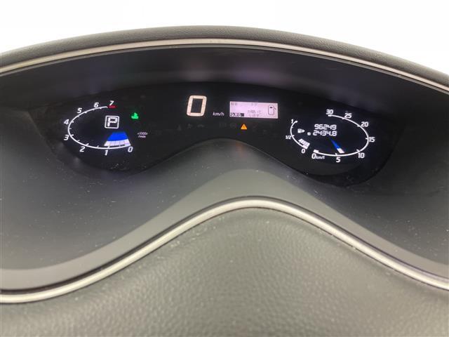 セレナ ２０Ｘ　・４ＷＤ・社外ナビ・ＣＤ／ＳＤ／ワンセグ・バックカメラ・左パワースライドドア・クルーズコントロール・アイドリングストップ・オートライト・プッシュスタート／スマートキー・ＥＴＣ（6枚目）