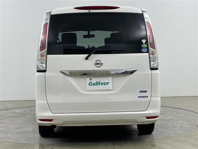 セレナ ２０Ｘ　・４ＷＤ・社外ナビ・ＣＤ／ＳＤ／ワンセグ・バックカメラ・左パワースライドドア・クルーズコントロール・アイドリングストップ・オートライト・プッシュスタート／スマートキー・ＥＴＣ（32枚目）