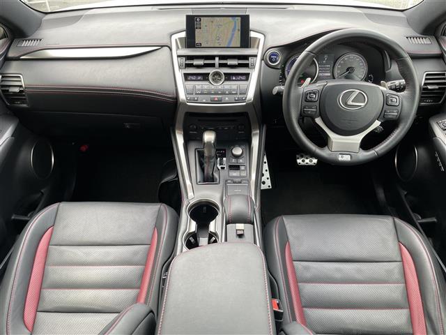 ＮＸ ＮＸ３００ｈ　Ｆスポーツ　純正ＳＤナビ（フルセグＴＶ／ＣＤ／ＤＶＤ／Ｂｌｕｅｔｏｏｔｈ）全方位カメラレーダークルーズコントロールパドルシフトステアリングヒーター前後ドライブレコーダーシートヒーターベンチレーシートメモリーシート（2枚目）