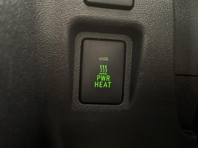 ハイエースバン ロングスーパーＧＬ　４ＷＤ　／　ディーゼルターボ・トヨタセーフティセンス・プリクラッシュセーフティ・純正ディーラーＯＰナビ・ＤＶＤ．ＣＤ．ＳＤ．ＢＴ．フルセグ・バックカメラ・両側スライドドア・社外ドライブレ（33枚目）