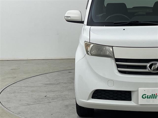 bB S 4WD・寒冷地仕様・社外HDDナビ・CD/DVD/SD/HDD・積込夏タイヤ社外AWセット・ETC・ヘッドライトレベライザー・ドアバイザー・ワイパーデアイサー・純正フロアマット・保証書・取扱説明書(28枚目)