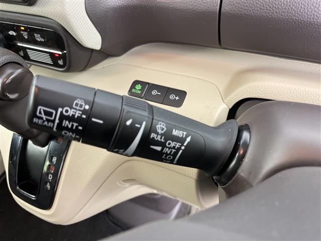 N-BOX G・Lホンダセンシング 4WD・社外ナビ・CD/Bluetooth接続・バックカメラ・ビルトインETC・衝突軽減ブレーキ・アダプティブクルーズコントロール・レーンキープアシスト・片側パワースライドドア・ステアリングスイッチ(13枚目)