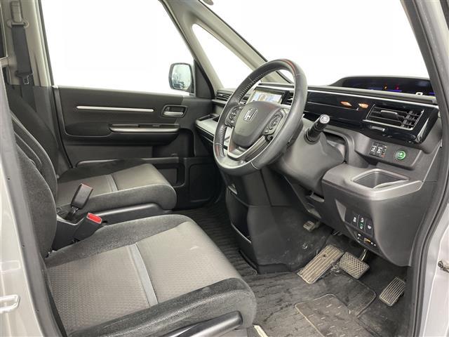 ステップワゴンスパーダ スパーダ ホンダセンシング ・4WD/ホンダセンシング・衝突軽減ブレーキ〈CMBS〉・LKAS〈車線維持支援システム〉・レーダークルーズコントロール・純正9インチインターナビ・DVD.CD.SD.BT.フルセグ・マル(21枚目)