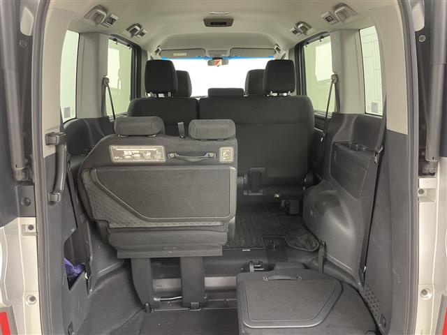 ステップワゴンスパーダ スパーダ ホンダセンシング ・4WD/ホンダセンシング・衝突軽減ブレーキ〈CMBS〉・LKAS〈車線維持支援システム〉・レーダークルーズコントロール・純正9インチインターナビ・DVD.CD.SD.BT.フルセグ・マル(28枚目)