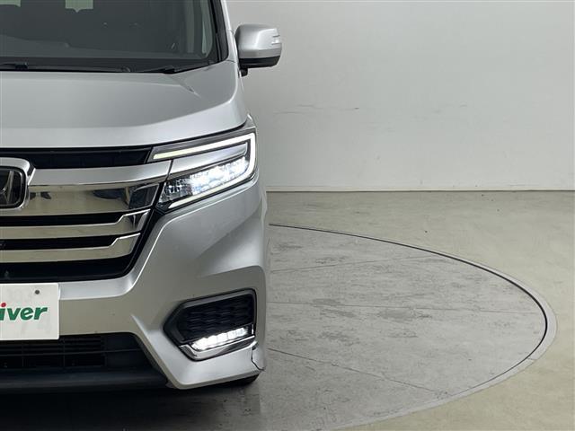 ステップワゴンスパーダ スパーダ ホンダセンシング ・4WD/ホンダセンシング・衝突軽減ブレーキ〈CMBS〉・LKAS〈車線維持支援システム〉・レーダークルーズコントロール・純正9インチインターナビ・DVD.CD.SD.BT.フルセグ・マル(31枚目)