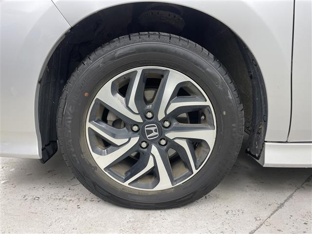 ステップワゴンスパーダ スパーダ ホンダセンシング ・4WD/ホンダセンシング・衝突軽減ブレーキ〈CMBS〉・LKAS〈車線維持支援システム〉・レーダークルーズコントロール・純正9インチインターナビ・DVD.CD.SD.BT.フルセグ・マル(40枚目)