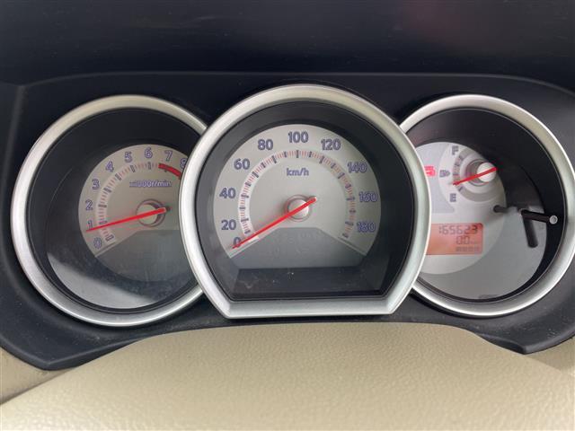 ティーダラティオ １５Ｍ　ＦＯＵＲ　４ＷＤ・社外オーディオ・ＣＤ／ＡＵＸ・オートライト・ＥＴＣ・ヘッドライトレベライザー・オートエアコン・積込夏タイヤスチールホイールセット・電動格納ミラー・ドアバイザー・スマートキー・スペアキー（4枚目）