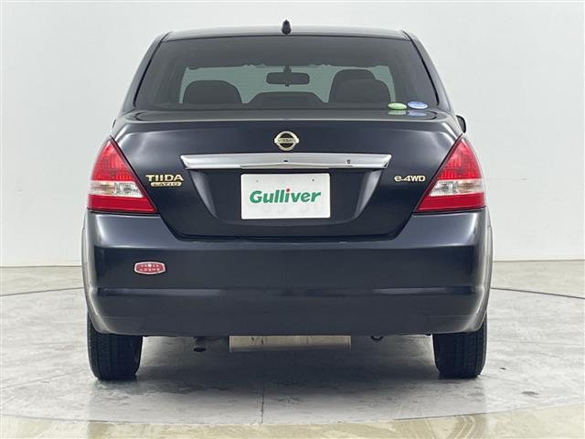 ティーダラティオ １５Ｍ　ＦＯＵＲ　４ＷＤ・社外オーディオ・ＣＤ／ＡＵＸ・オートライト・ＥＴＣ・ヘッドライトレベライザー・オートエアコン・積込夏タイヤスチールホイールセット・電動格納ミラー・ドアバイザー・スマートキー・スペアキー（31枚目）