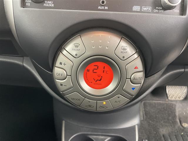 ラティオ Ｇ　ワンオーナー・純正オーディオ・ＣＤ／ＡＵＸ・横滑り防止装置／ＥＴＣ・プッシュスタート／スマートキー・ヘッドライトレベライザー・電動格納ミラー・純正フロアマット・オートエアコン・積込夏タイヤ純正ＡＷ付き（8枚目）