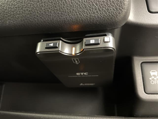 デイズ ハイウェイスター　Ｘ　４ＷＤ・社外ＳＤナビ・アラウンドビューモニター・エマージェンシーブレーキ・純正エンジンスターター・オートライト／オートマチックハイビーム・ベンチシート／シートヒーター・ＥＴＣ・スマートキー（8枚目）