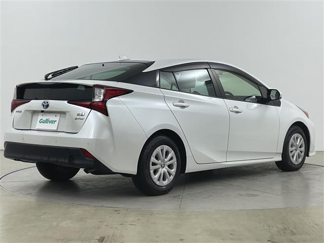 プリウス ＳセーフティプラスＩＩ　４ＷＤ・寒冷地仕様・純正ＳＤナビ・トヨタセーフティセンス・プリクラッシュセーフティ・レーダークルーズコントロール・ブラインドスポットモニター・バックカメラ・ビルトインＥＴＣ・社外前後ドラレコ（10枚目）