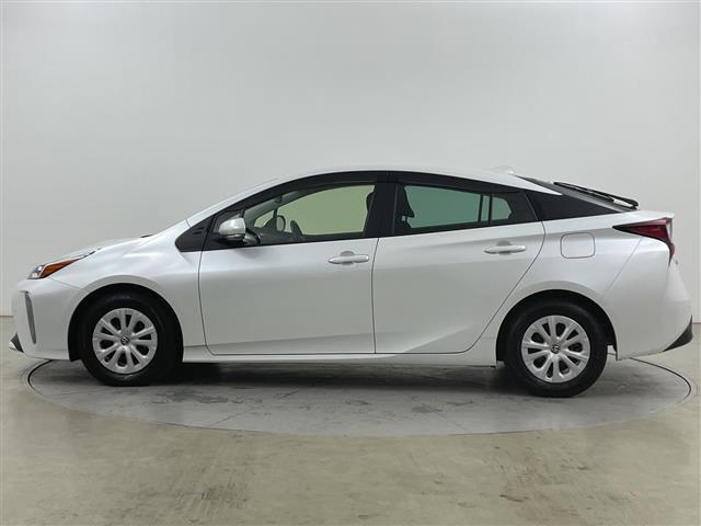 プリウス ＳセーフティプラスＩＩ　４ＷＤ・寒冷地仕様・純正ＳＤナビ・トヨタセーフティセンス・プリクラッシュセーフティ・レーダークルーズコントロール・ブラインドスポットモニター・バックカメラ・ビルトインＥＴＣ・社外前後ドラレコ（13枚目）