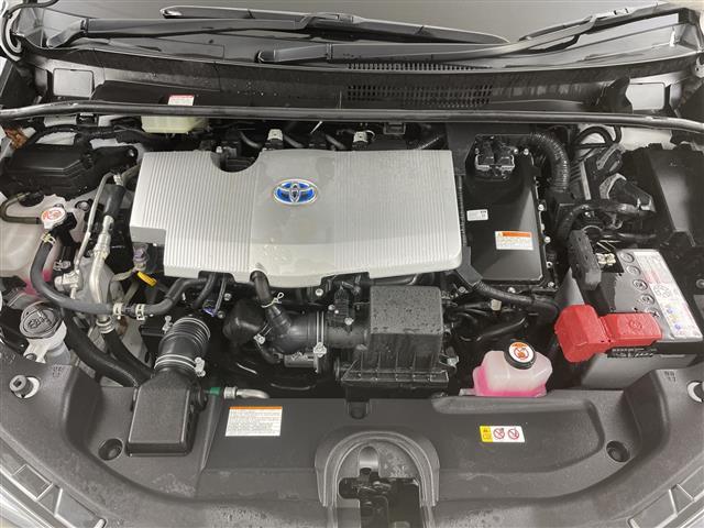 プリウス ＳセーフティプラスＩＩ　４ＷＤ・寒冷地仕様・純正ＳＤナビ・トヨタセーフティセンス・プリクラッシュセーフティ・レーダークルーズコントロール・ブラインドスポットモニター・バックカメラ・ビルトインＥＴＣ・社外前後ドラレコ（16枚目）