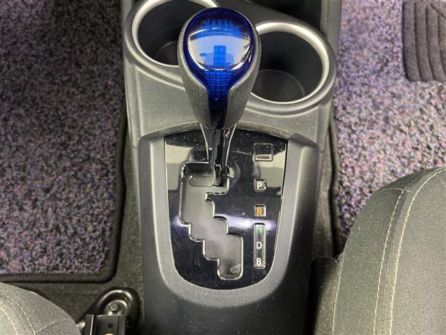 アクア Ｇ　／寒冷地仕様・純正ＳＤナビ　フルセグ／ＢＴ／ＳＤ／ＤＶＤ／ＳＤ・バックカメラ・モデリスタエアロ・クルーズコントロール・前後コーナーセンサー／クリアランスソナー・トヨタセーフティセン（5枚目）