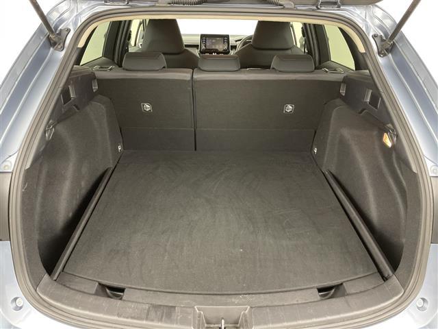 カローラツーリング ハイブリッド　Ｓ　ワンオーナー・４ＷＤ・寒冷地仕様・純正ディスプレイオーディオバックカメラ・ＥＴＣ・トヨタセーフティセンス・ＰＣＳ・レーダークルーズ・ＢＳＭ・積込夏タイヤ純正ＡＷセット・前後ドライブレコーダー（24枚目）