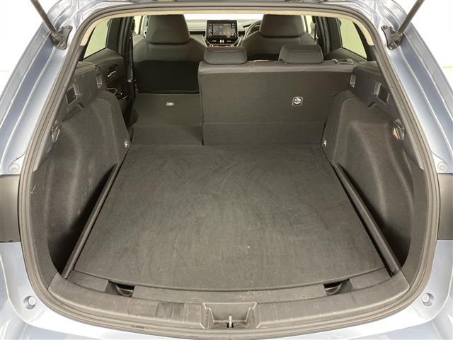 カローラツーリング ハイブリッド　Ｓ　ワンオーナー・４ＷＤ・寒冷地仕様・純正ディスプレイオーディオバックカメラ・ＥＴＣ・トヨタセーフティセンス・ＰＣＳ・レーダークルーズ・ＢＳＭ・積込夏タイヤ純正ＡＷセット・前後ドライブレコーダー（25枚目）