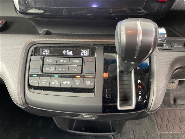 ステップワゴンスパーダ スパーダ ホンダセンシング 4WD・Gathersインターナビ・バックカメラ・衝突軽減ブレーキ・アダプティブクルーズコントロール・レーンキープアシスト・純正フリップダウンモニター・両側パワースライドドア・ビルトインETC(5枚目)