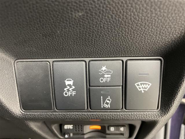 ステップワゴンスパーダ スパーダ ホンダセンシング 4WD・Gathersインターナビ・バックカメラ・衝突軽減ブレーキ・アダプティブクルーズコントロール・レーンキープアシスト・純正フリップダウンモニター・両側パワースライドドア・ビルトインETC(9枚目)