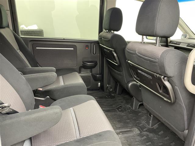 ステップワゴンスパーダ スパーダ ホンダセンシング 4WD・Gathersインターナビ・バックカメラ・衝突軽減ブレーキ・アダプティブクルーズコントロール・レーンキープアシスト・純正フリップダウンモニター・両側パワースライドドア・ビルトインETC(22枚目)