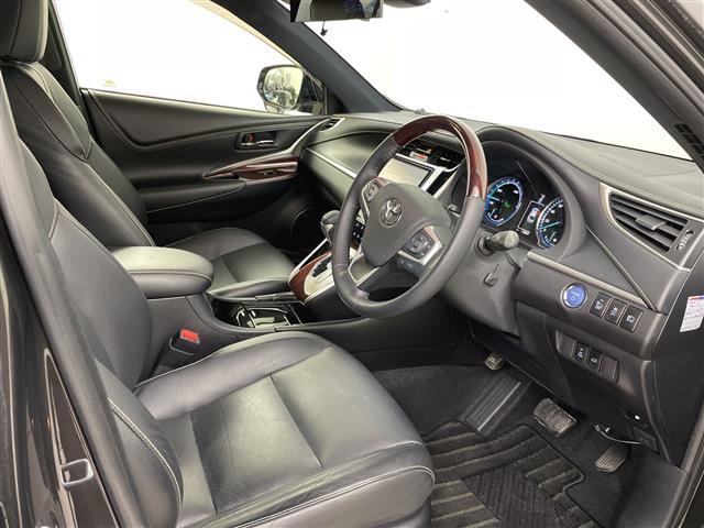 ハリアーハイブリッド プレミアム　ワンオーナー・４ＷＤ・エアロ（フロント／サイド／リア）・純正ＳＤナビ・Ｂｌｕｅｔｏｏｔｈ接続・トヨタセーフティセンス・プリクラッシュセーフティ・レーダークルコン・オートマチックハイビーム・バックカメラ（21枚目）
