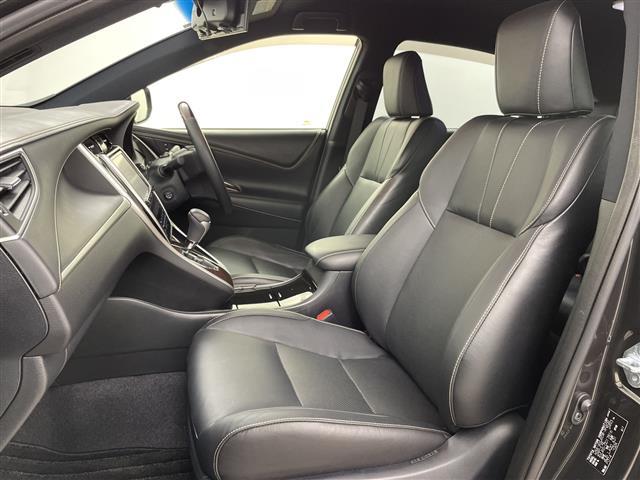 ハリアーハイブリッド プレミアム　ワンオーナー・４ＷＤ・エアロ（フロント／サイド／リア）・純正ＳＤナビ・Ｂｌｕｅｔｏｏｔｈ接続・トヨタセーフティセンス・プリクラッシュセーフティ・レーダークルコン・オートマチックハイビーム・バックカメラ（23枚目）