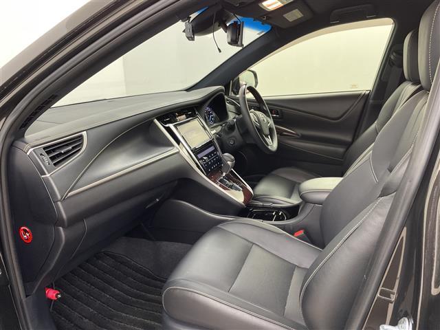 ハリアーハイブリッド プレミアム　ワンオーナー・４ＷＤ・エアロ（フロント／サイド／リア）・純正ＳＤナビ・Ｂｌｕｅｔｏｏｔｈ接続・トヨタセーフティセンス・プリクラッシュセーフティ・レーダークルコン・オートマチックハイビーム・バックカメラ（25枚目）