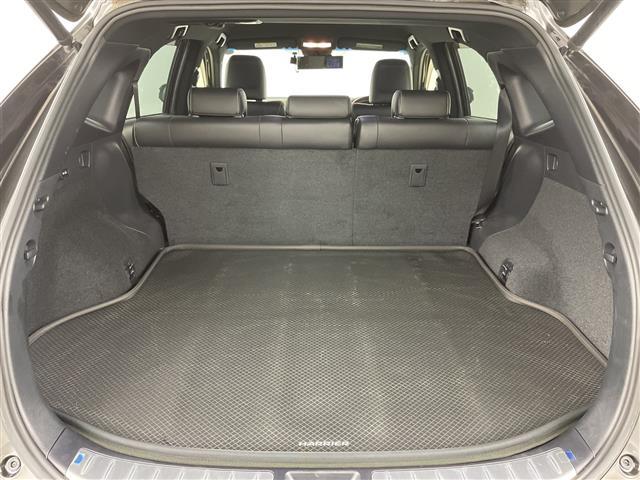 ハリアーハイブリッド プレミアム　ワンオーナー・４ＷＤ・エアロ（フロント／サイド／リア）・純正ＳＤナビ・Ｂｌｕｅｔｏｏｔｈ接続・トヨタセーフティセンス・プリクラッシュセーフティ・レーダークルコン・オートマチックハイビーム・バックカメラ（27枚目）