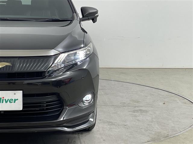 ハリアーハイブリッド プレミアム　ワンオーナー・４ＷＤ・エアロ（フロント／サイド／リア）・純正ＳＤナビ・Ｂｌｕｅｔｏｏｔｈ接続・トヨタセーフティセンス・プリクラッシュセーフティ・レーダークルコン・オートマチックハイビーム・バックカメラ（31枚目）