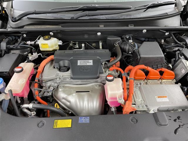 ハリアーハイブリッド プレミアム　ワンオーナー・４ＷＤ・エアロ（フロント／サイド／リア）・純正ＳＤナビ・Ｂｌｕｅｔｏｏｔｈ接続・トヨタセーフティセンス・プリクラッシュセーフティ・レーダークルコン・オートマチックハイビーム・バックカメラ（41枚目）