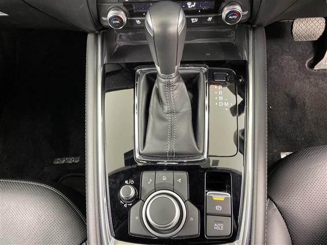 ＣＸ－８ ＸＤ　スポーツアピアランス　ワンオーナー・・ＢＯＳＥサウンドシステム・純正ＳＤナビ　　（ＡｐｐｌｅｃａｒＰｌａｙ／Ａｎｄｒｏｉｄ　Ａｕｔｏ／ＢＴ／フルセグ）・アドバンスドスマートブレーキサポート・追従クルーズコントロール（5枚目）