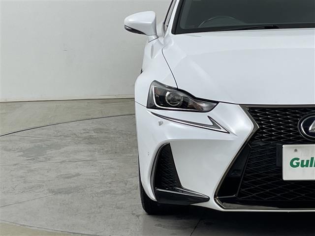 IS IS300h Fスポーツ ・4WD・ハイブリッド・モデリスタエアロ(F.S.R)・レクサスセーフティーサポート・プリクラッシュセーフティ・レーダークルーズコントロール・純正10.3インチディスプレイ・ナビ/フルセ(32枚目)