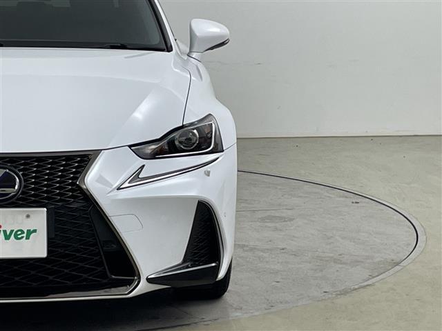 IS IS300h Fスポーツ ・4WD・ハイブリッド・モデリスタエアロ(F.S.R)・レクサスセーフティーサポート・プリクラッシュセーフティ・レーダークルーズコントロール・純正10.3インチディスプレイ・ナビ/フルセ(33枚目)