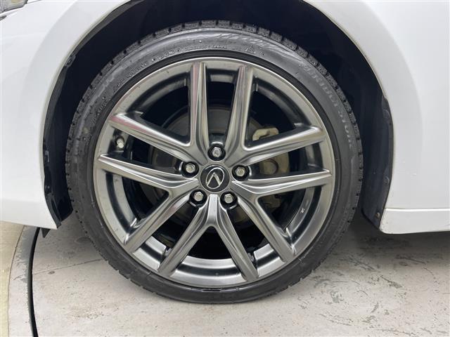 IS IS300h Fスポーツ ・4WD・ハイブリッド・モデリスタエアロ(F.S.R)・レクサスセーフティーサポート・プリクラッシュセーフティ・レーダークルーズコントロール・純正10.3インチディスプレイ・ナビ/フルセ(40枚目)