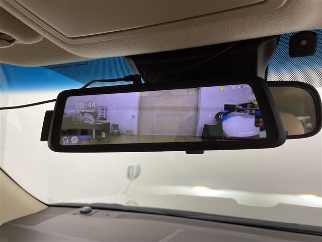 ランドクルーザープラド TX ・4WD / ディーゼルターボ・ムーンルーフ/7人乗り・トヨタセーフティセンス・プリクラッシュセーフティ・レーダークルーズコントロール・ケンウッド9インチ ナビ・DVD.CD.SD.BT.(12枚目)