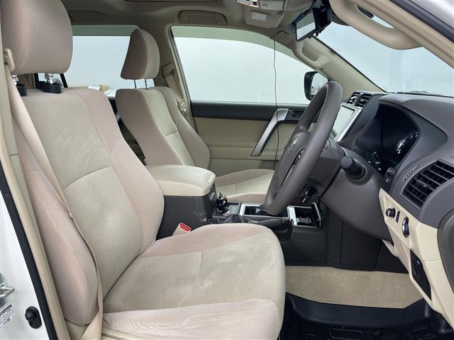 ランドクルーザープラド TX ・4WD / ディーゼルターボ・ムーンルーフ/7人乗り・トヨタセーフティセンス・プリクラッシュセーフティ・レーダークルーズコントロール・ケンウッド9インチ ナビ・DVD.CD.SD.BT.(22枚目)